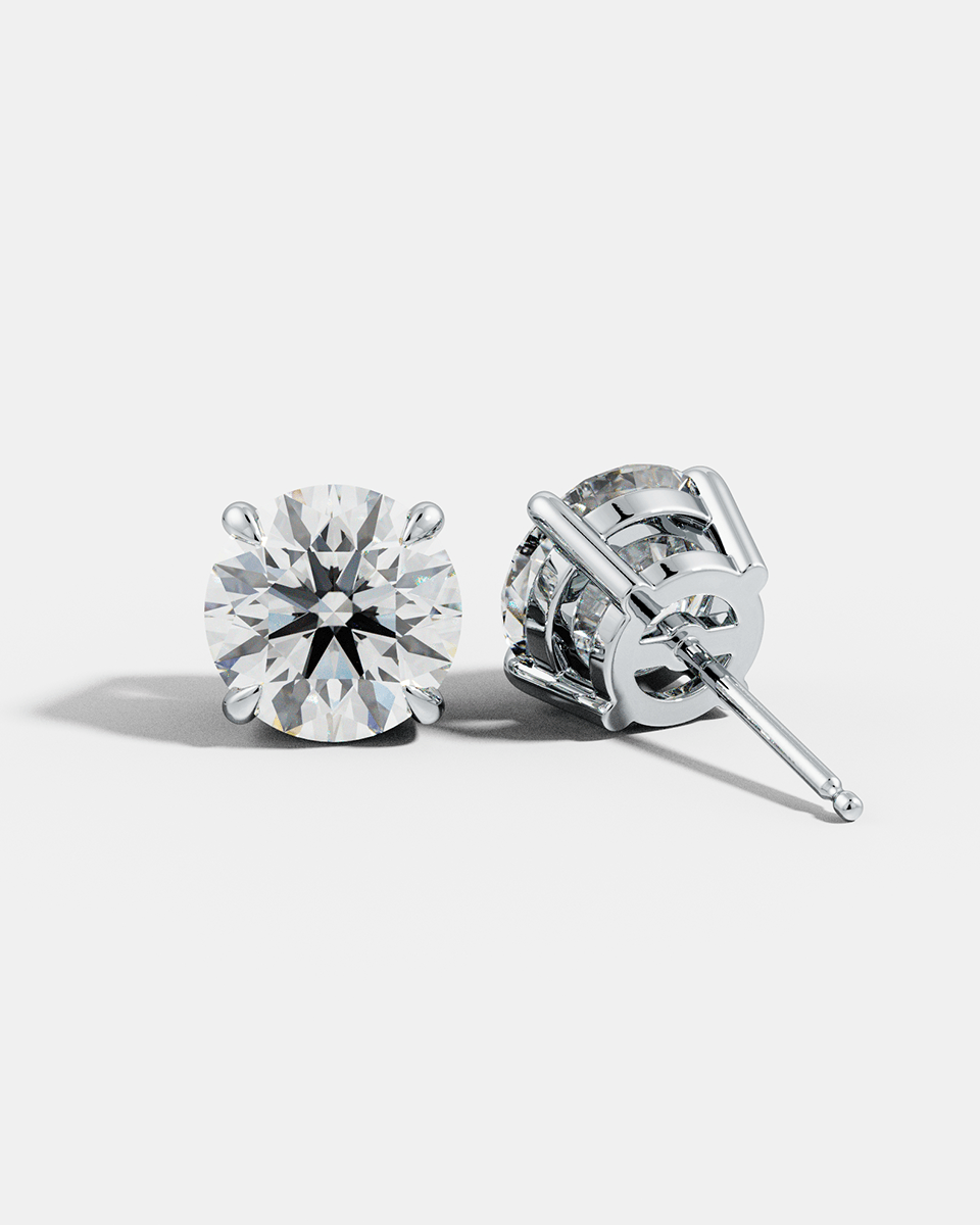 Round Solitaire Studs